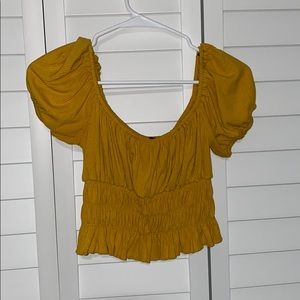 cropped puff sleeve top